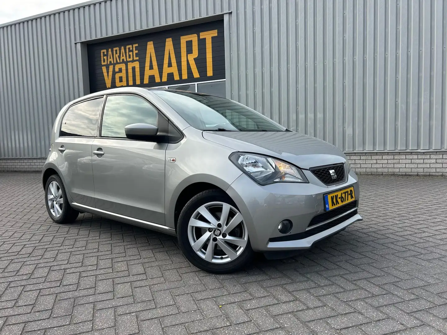 SEAT Mii 1.0 Sport Connect | AIRCO | CRUISE | NAP | Gris - 1