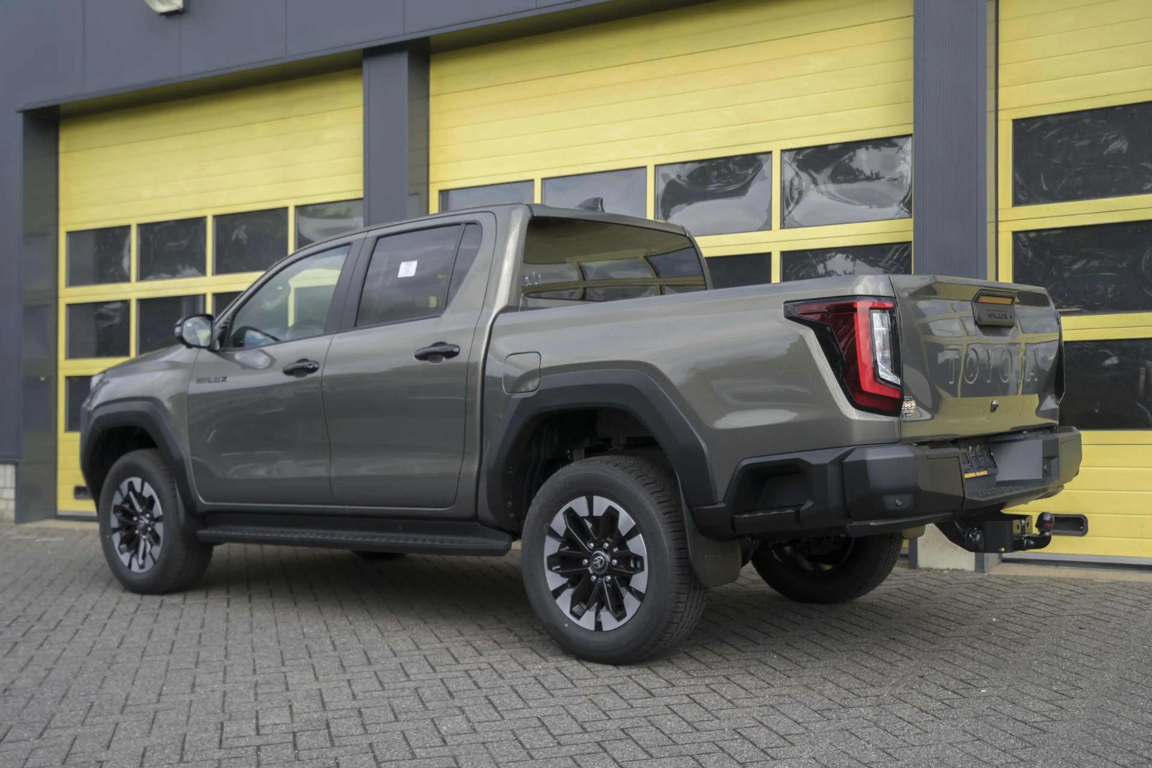 Toyota Hilux Toyota Hilux Toyota Hilux 2.8 D-4D MHEV Double Cab — photo 7