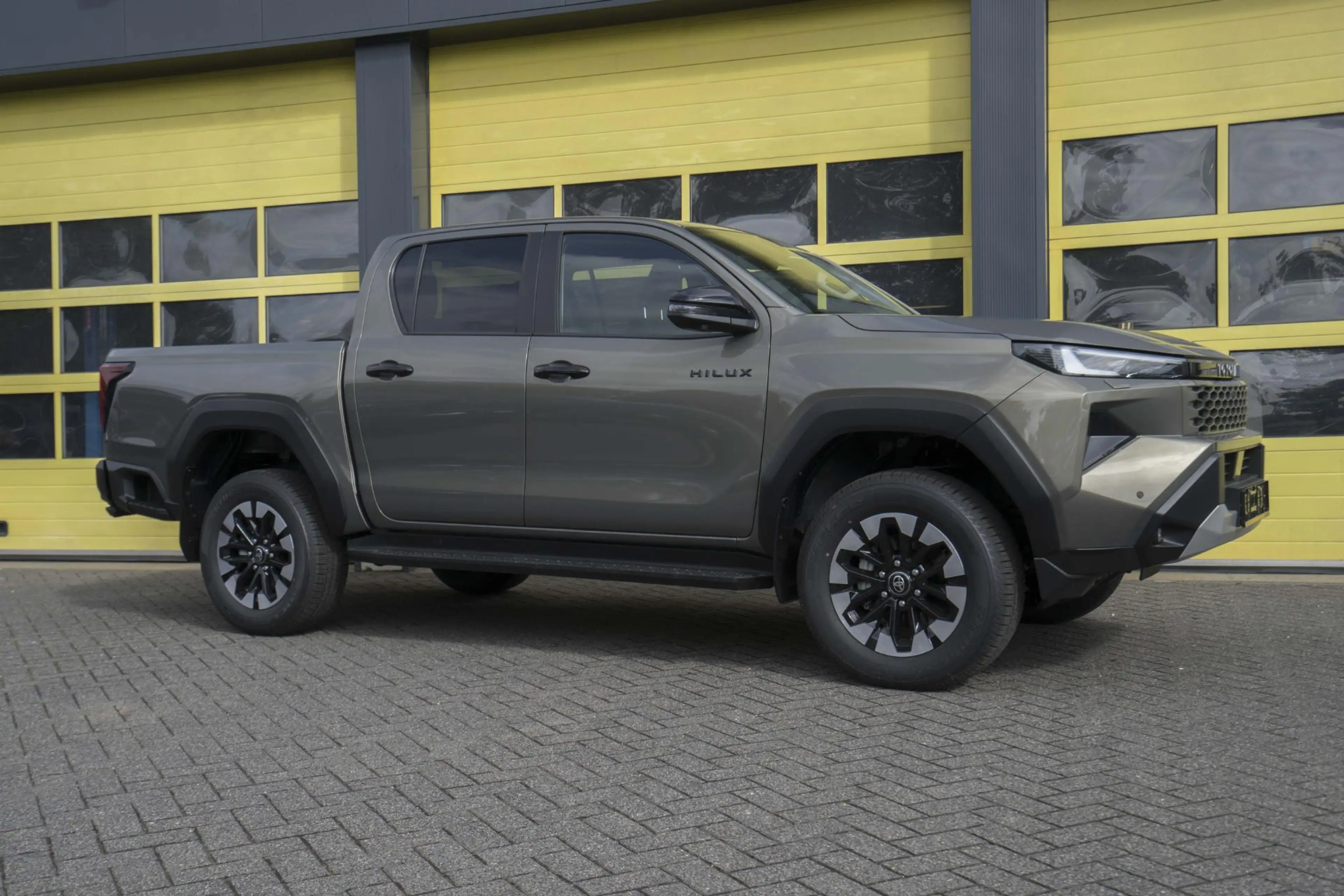 Toyota Hilux Toyota Hilux Toyota Hilux 2.8 D-4D MHEV Double Cab — photo 2