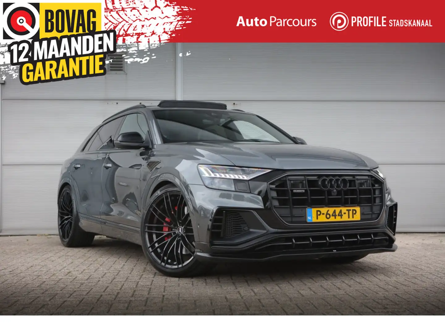 AUDI Q8