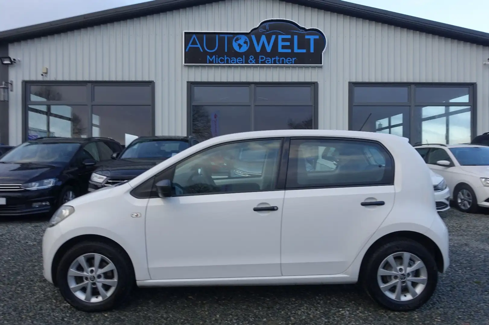 Skoda Citigo 1.0 Scheckheft KLIMA Zahnr.NEU TÜV 2/27 Blanc - 1