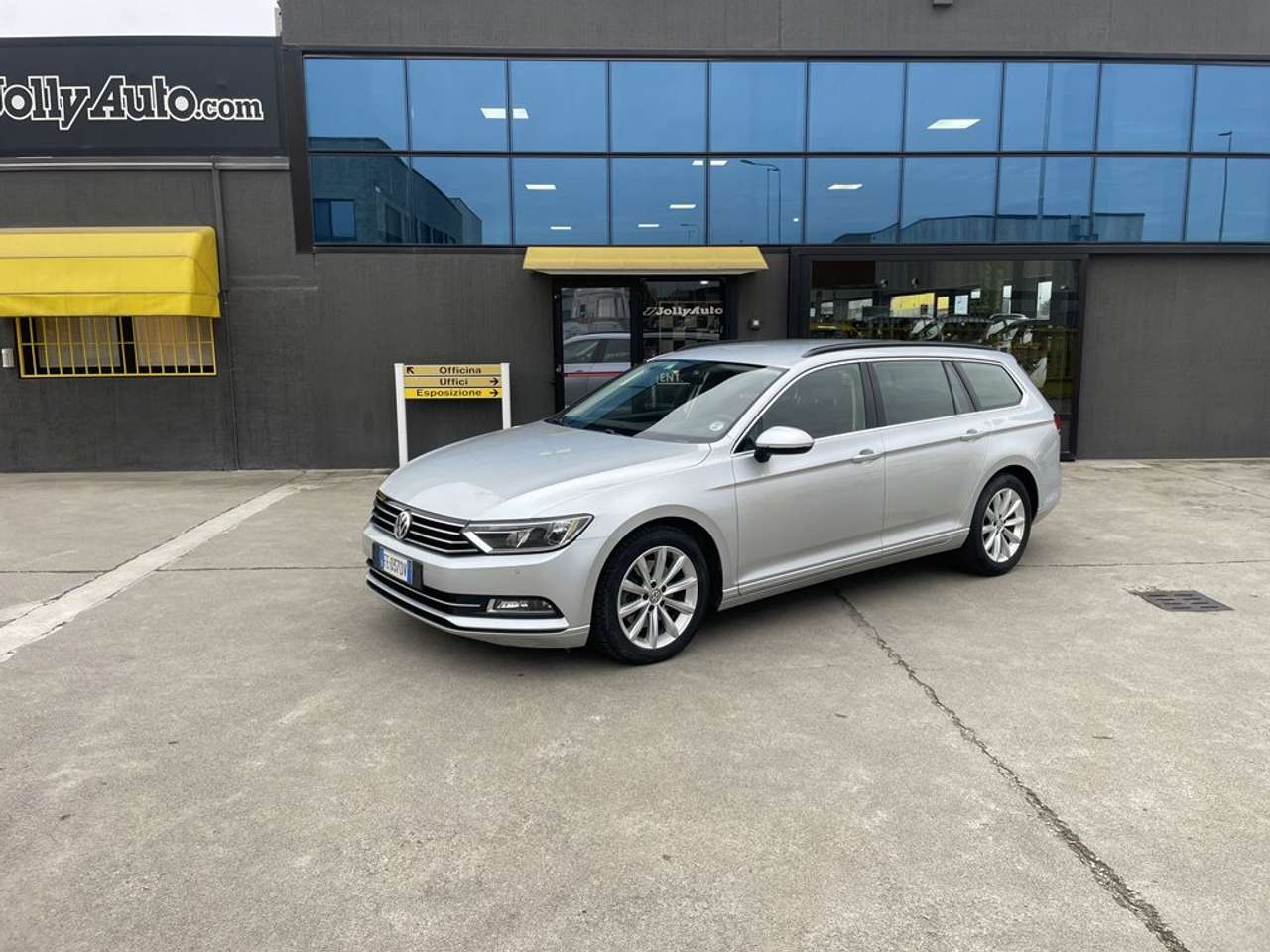 Volkswagen Passat Variant 2.0 TDI Business 150CV DSG - AUTOMATICA