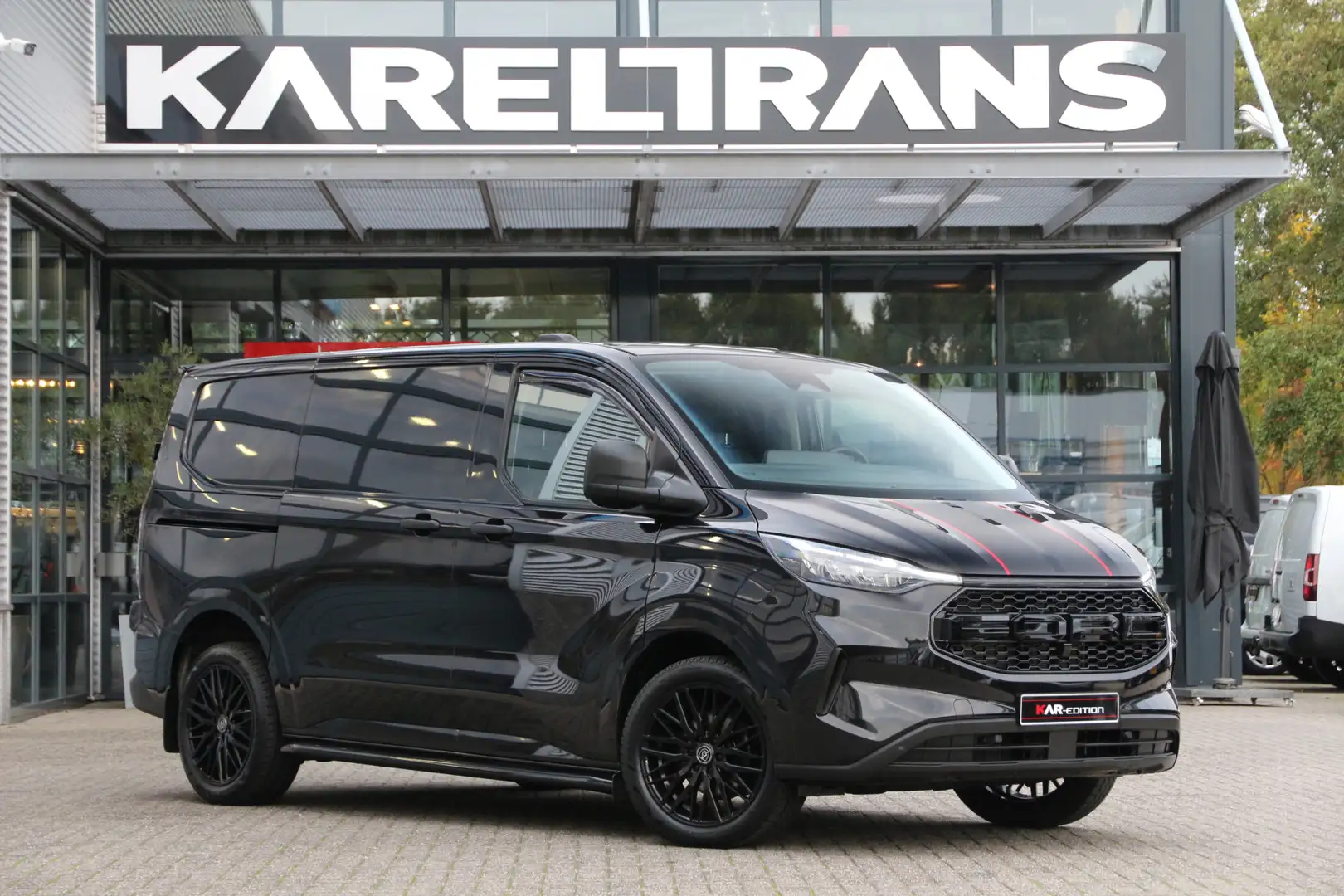Ford Transit Custom 2.0 TDCI 136 | KAR-edition | LED | Camera | Navi | Noir - 1