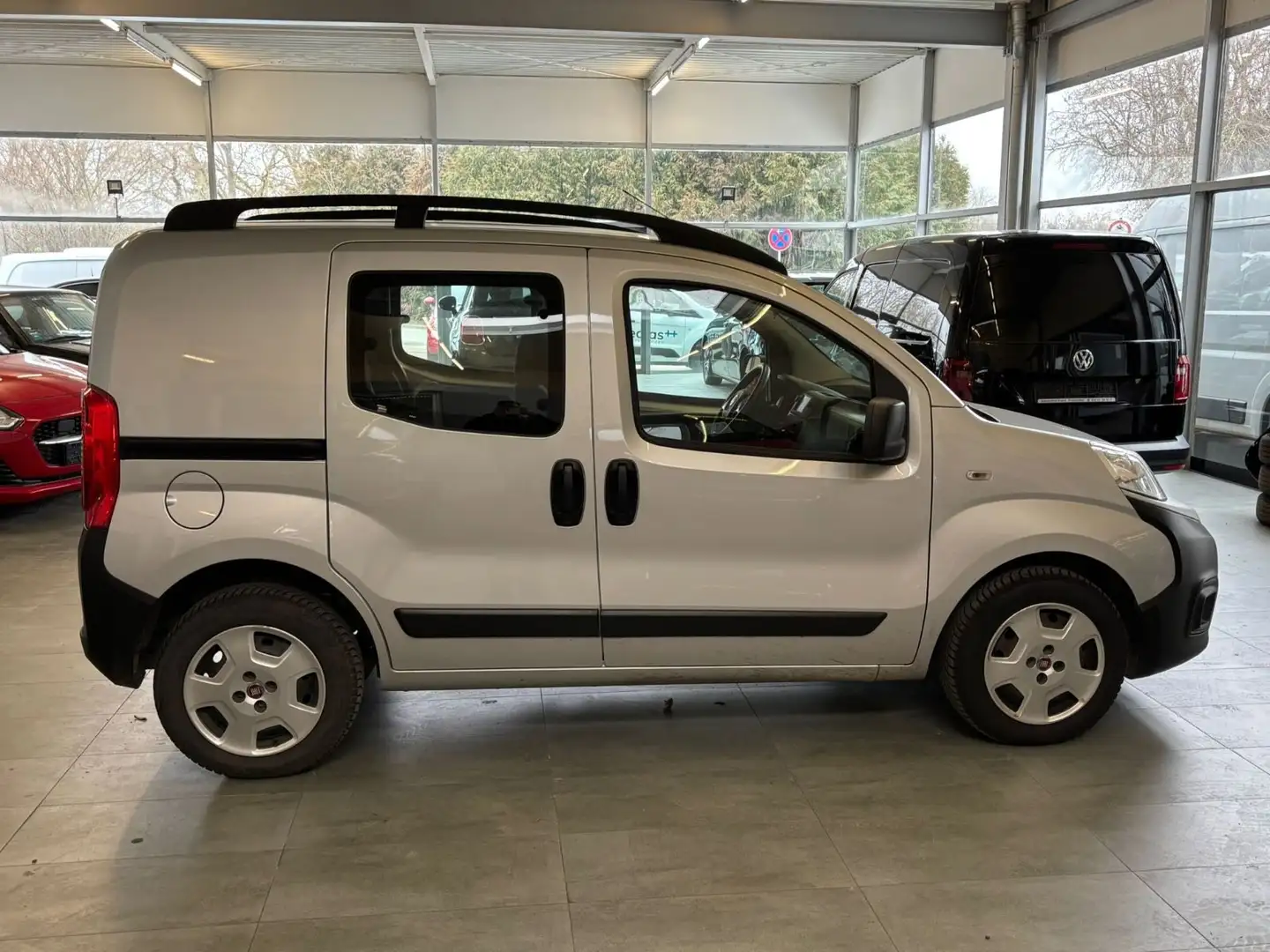 Fiat Fiorino SX Kombi Grau - 2