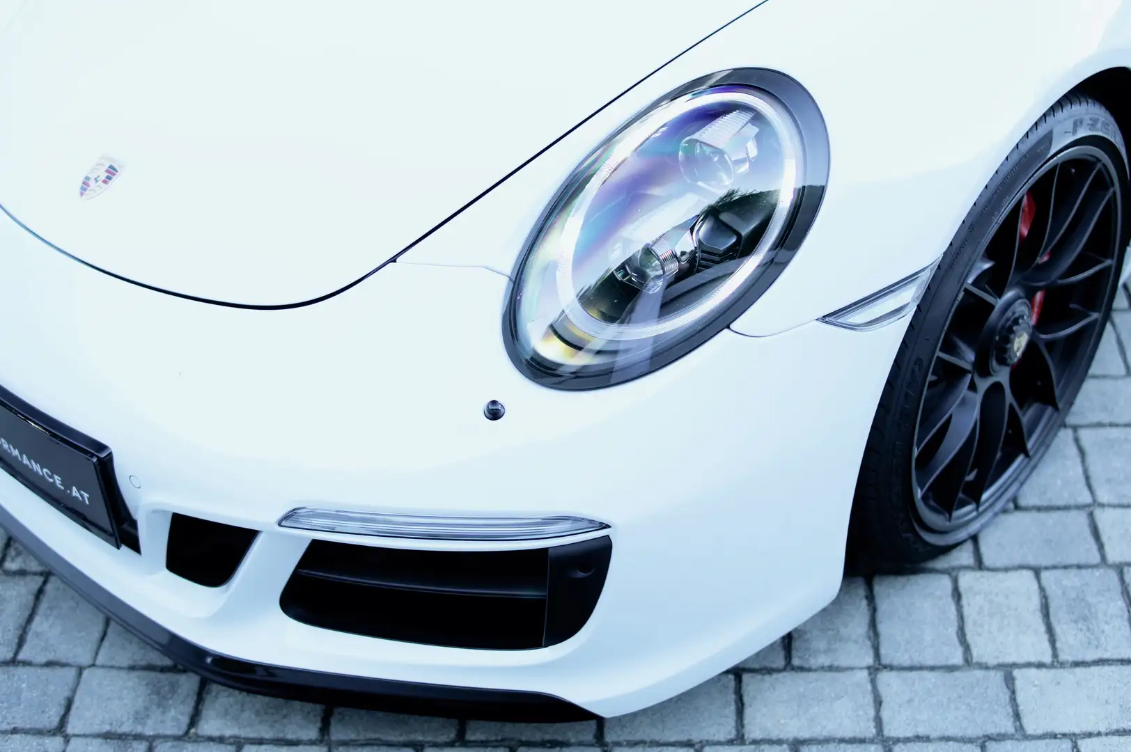 Porsche 991 911 Carrera 4 GTS Cabrio PDK | APPROVED Weiß - 2