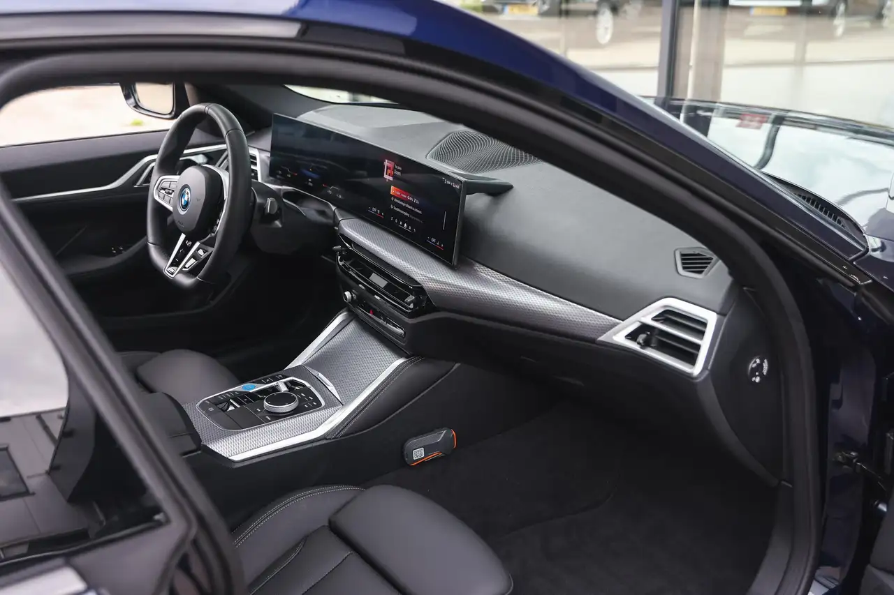 BMW i4 2026 — фото 10