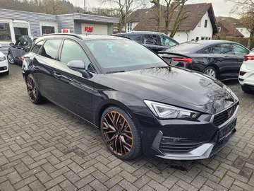 CUPRA  ST VZ LED PANO KAMERA ACC AHK 19ZOLL