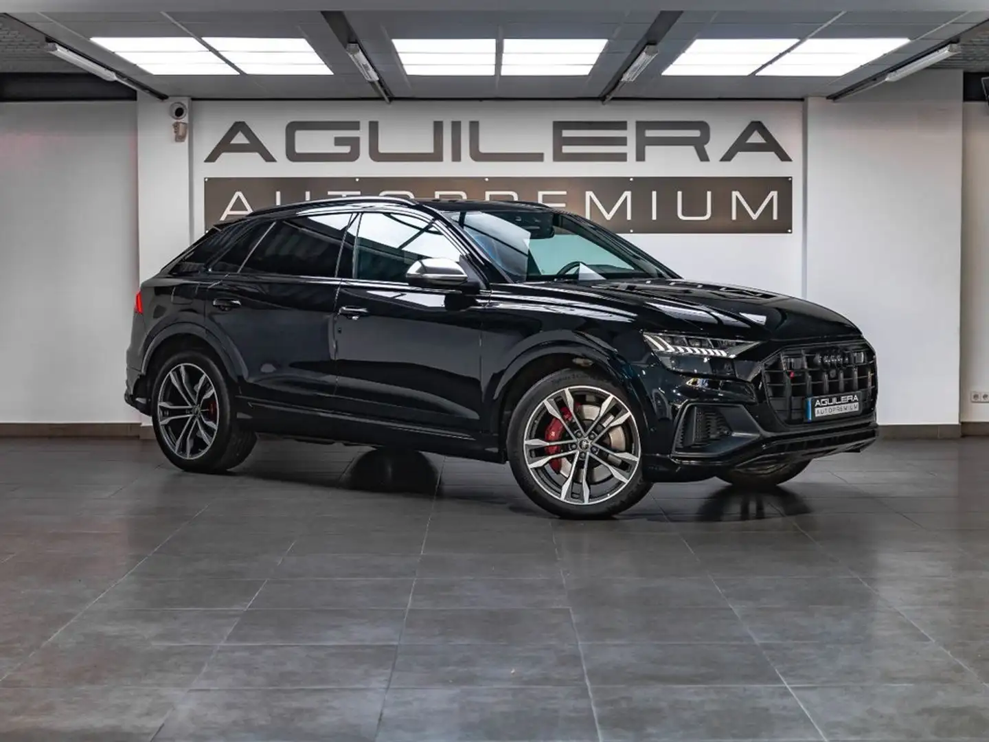 Audi Q8 S Plus TFSI 373kW quattro tiptronic Zwart - 1