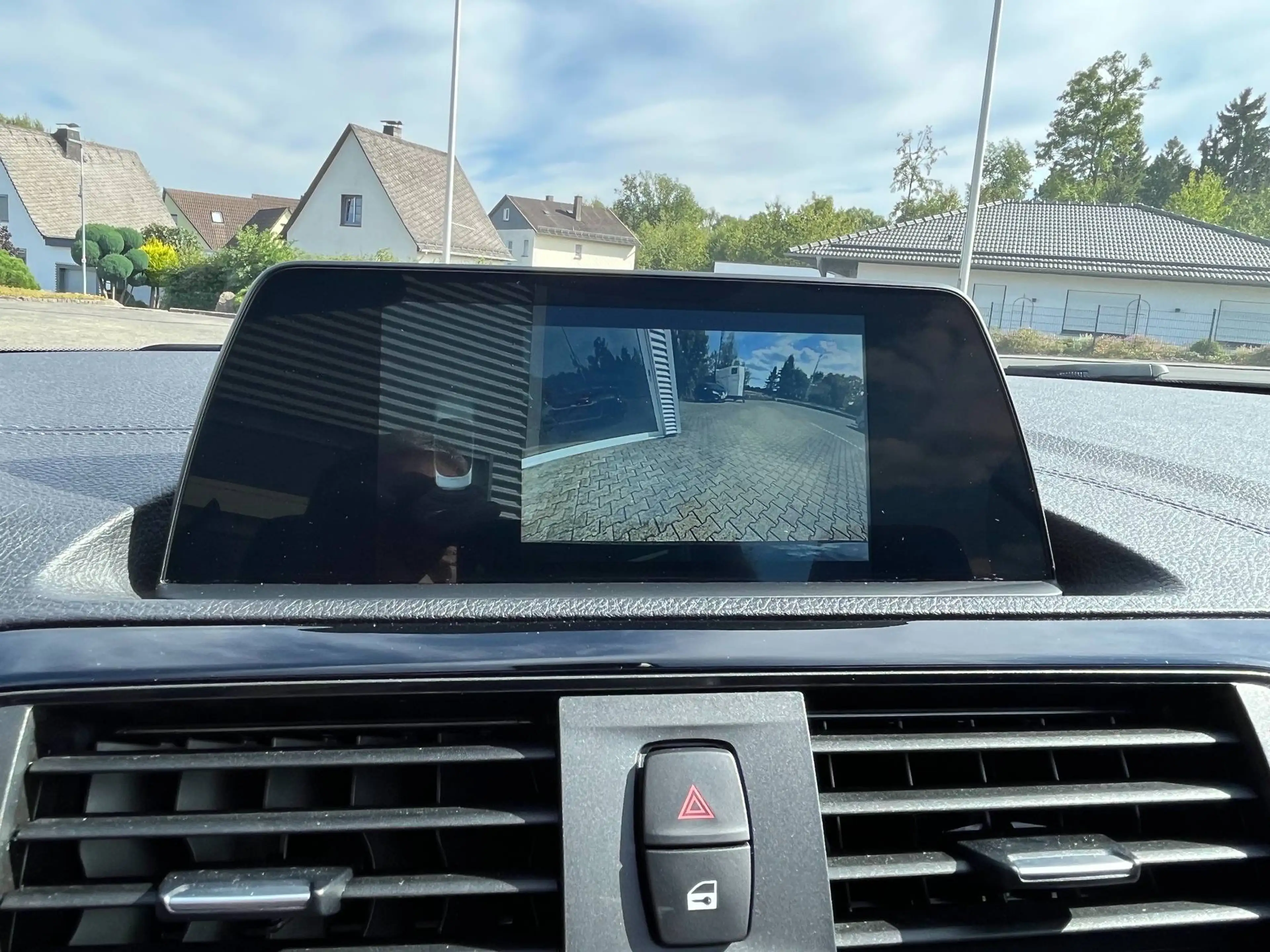 BMW 220 220 i Cabrio Sport Line — photo 15