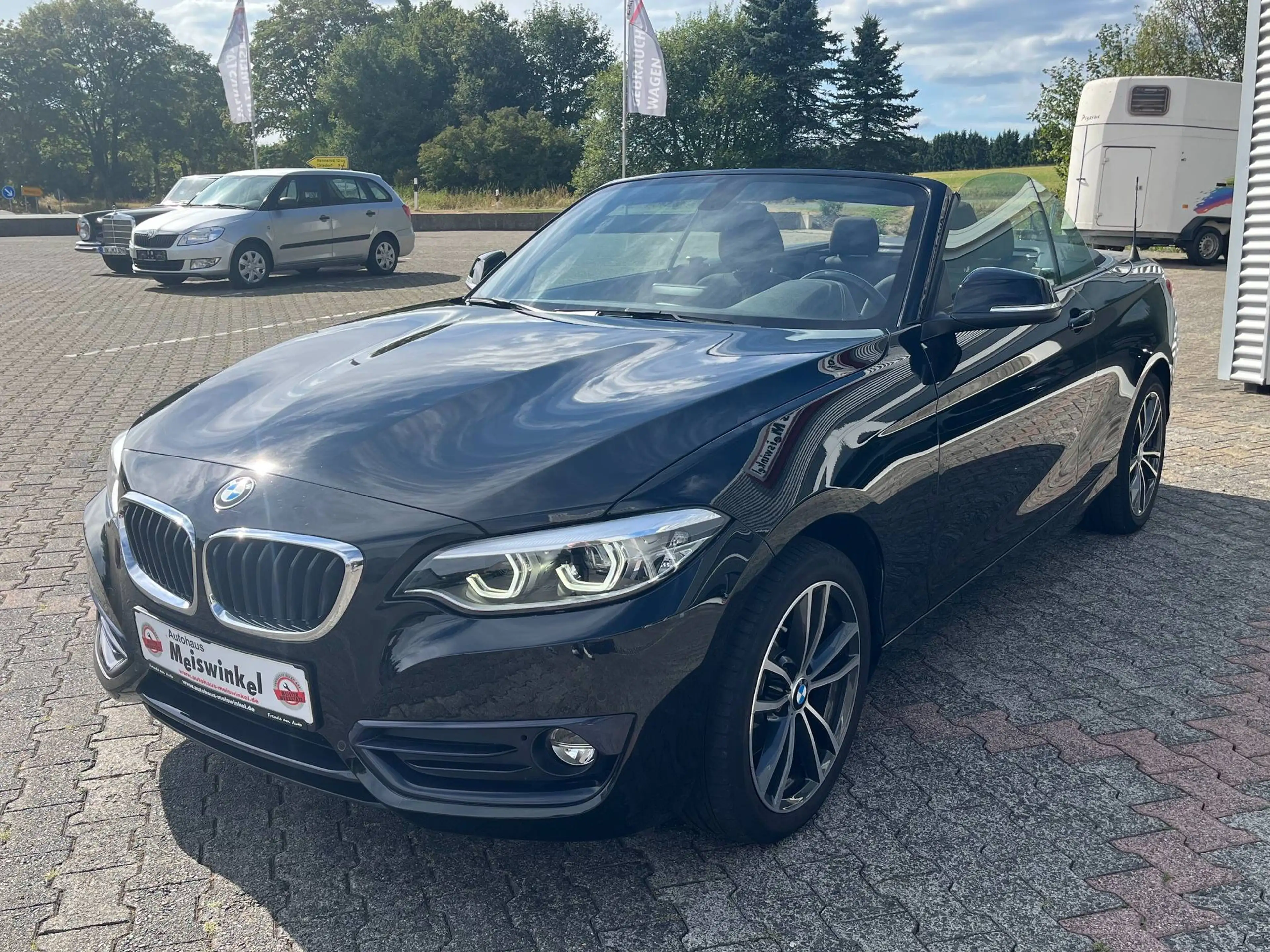 BMW 220 220 i Cabrio Sport Line
