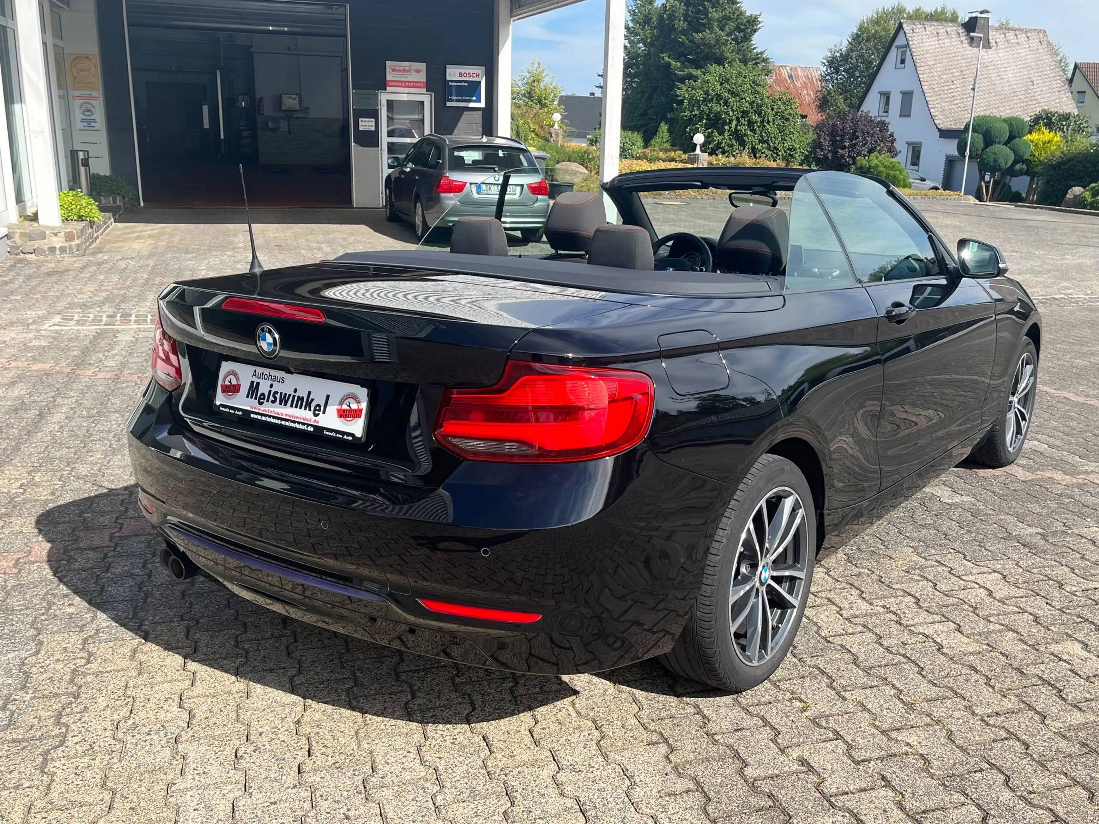 BMW 220 220 i Cabrio Sport Line — photo 5