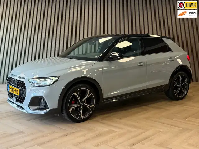 Audi A1 citycarver 30 TFSI S-Line AUT AMBIANT VERLICHTING