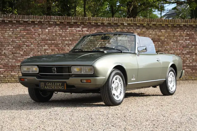 Peugeot 504 Cabriolet "Gris Fume métallisé" "Restored" at the