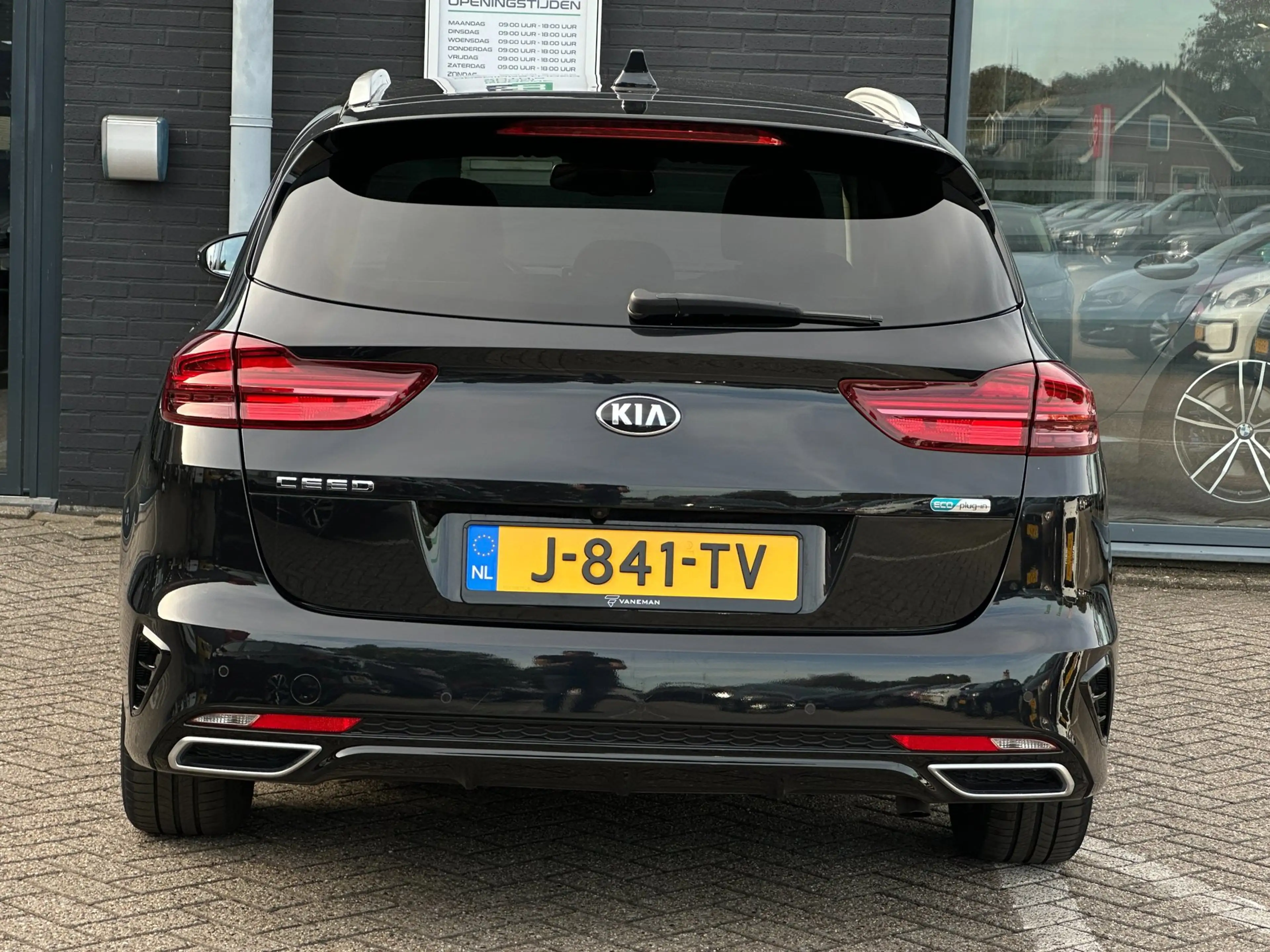Kia Ceed SW / cee'd SW Sportswagon 1.6 GDI PHEV DynamicPlusLine/CAMERA/CA — photo 9