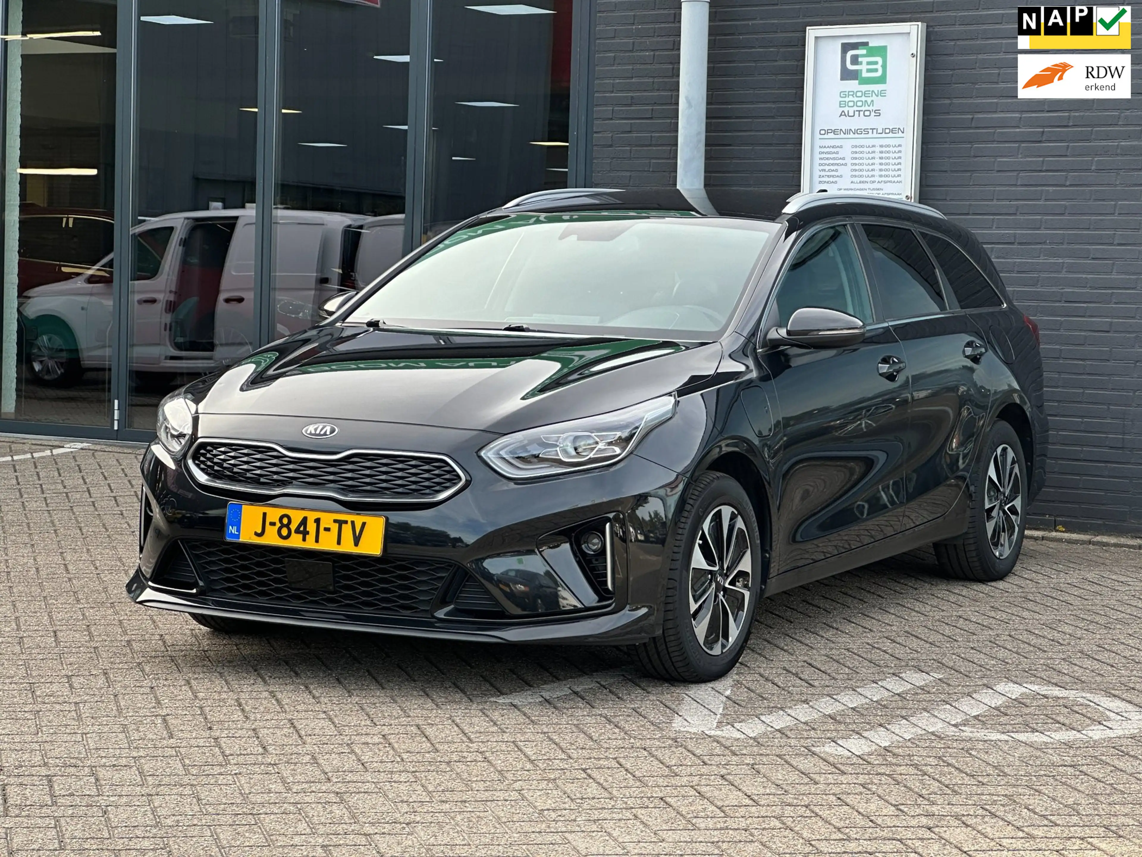 Kia Ceed SW / cee'd SW Sportswagon 1.6 GDI PHEV DynamicPlusLine/CAMERA/CA
