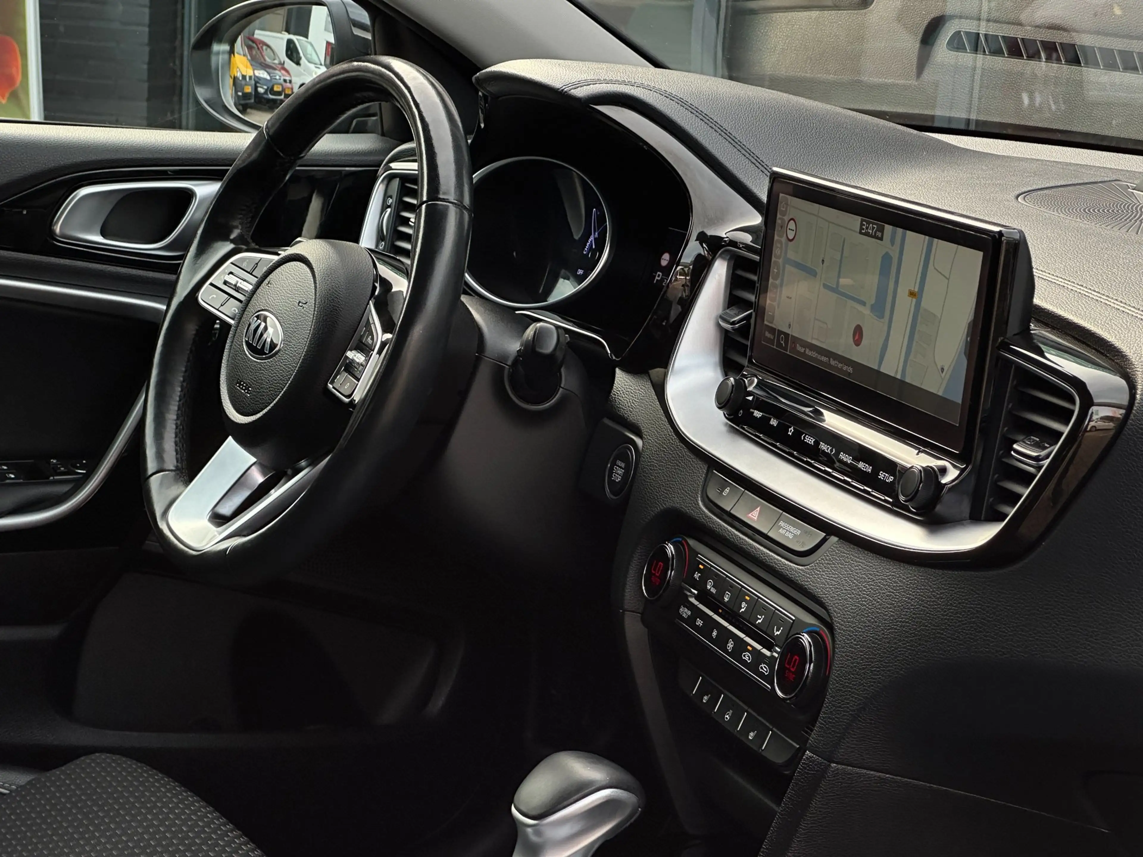 Kia Ceed SW / cee'd SW Sportswagon 1.6 GDI PHEV DynamicPlusLine/CAMERA/CA — photo 15
