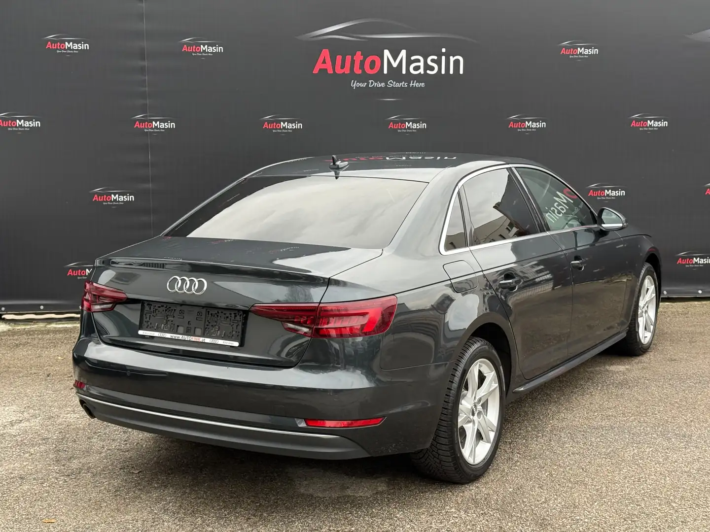 Audi A4 Sport 2.0 TDI // SERVICEHEFT // Grau - 2