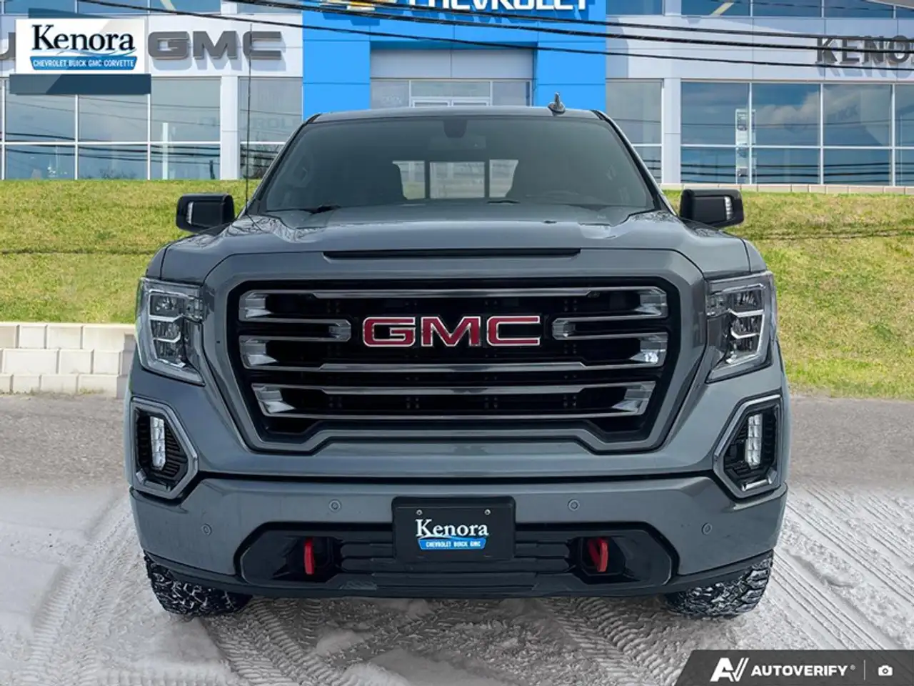 GMC Sierra 1500 снимка GMC Sierra 1500