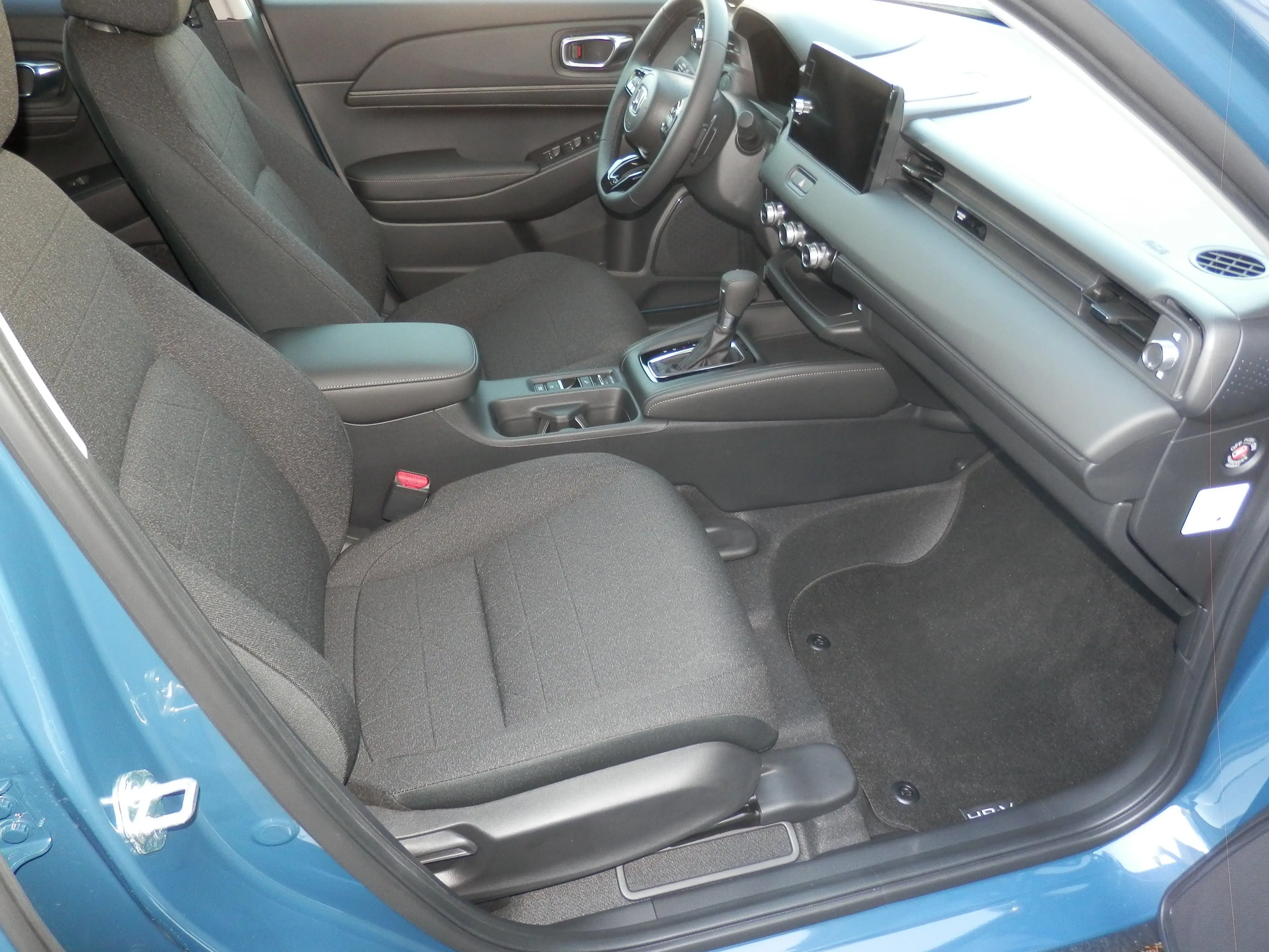 Honda HR-V 1,5 i-MMD Hybrid 2WD Elegance Aut. — photo 10