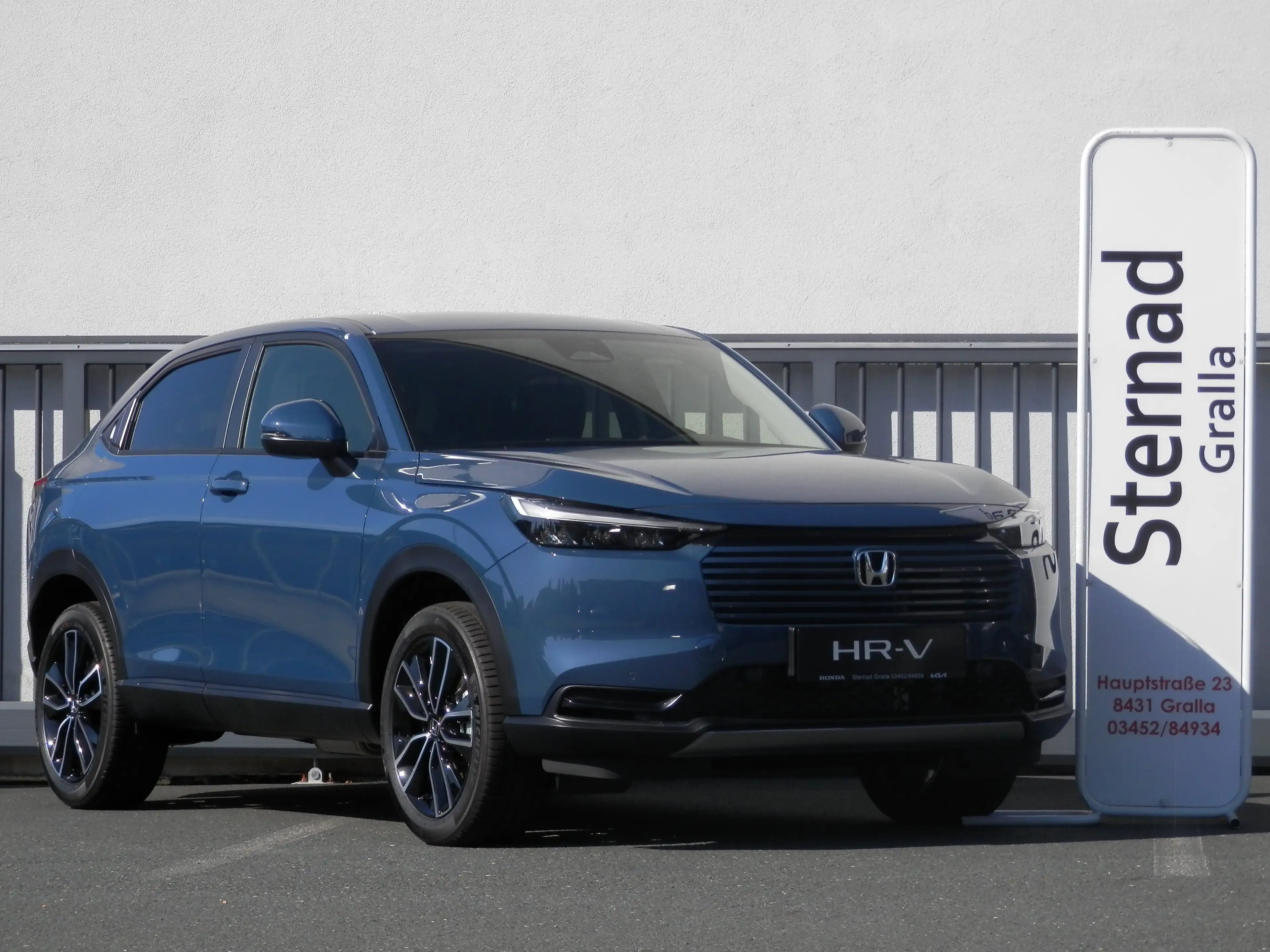 Honda HR-V 1,5 i-MMD Hybrid 2WD Elegance Aut. — photo 2