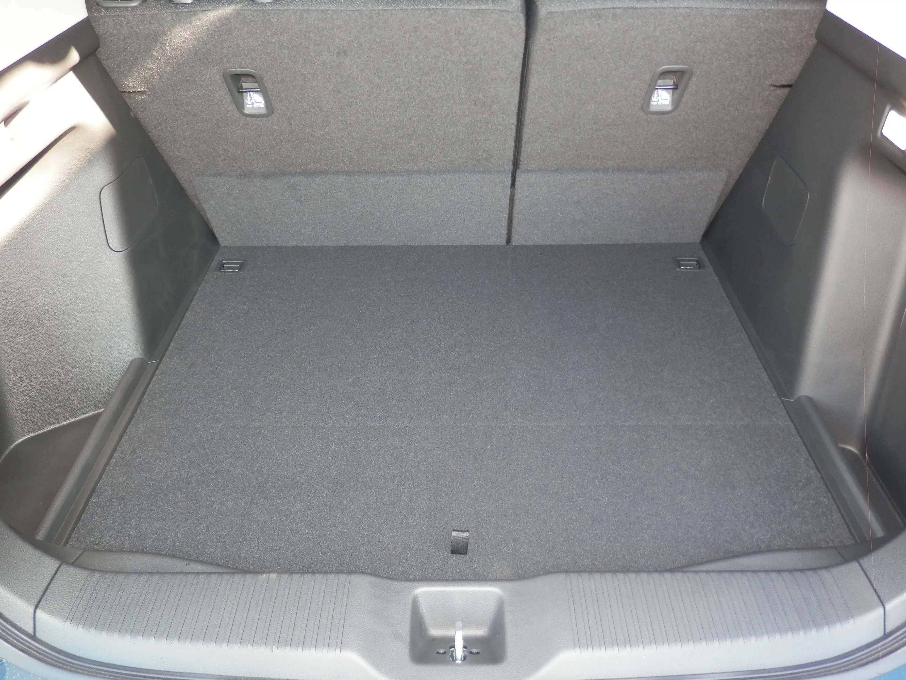 Honda HR-V 1,5 i-MMD Hybrid 2WD Elegance Aut. — photo 12