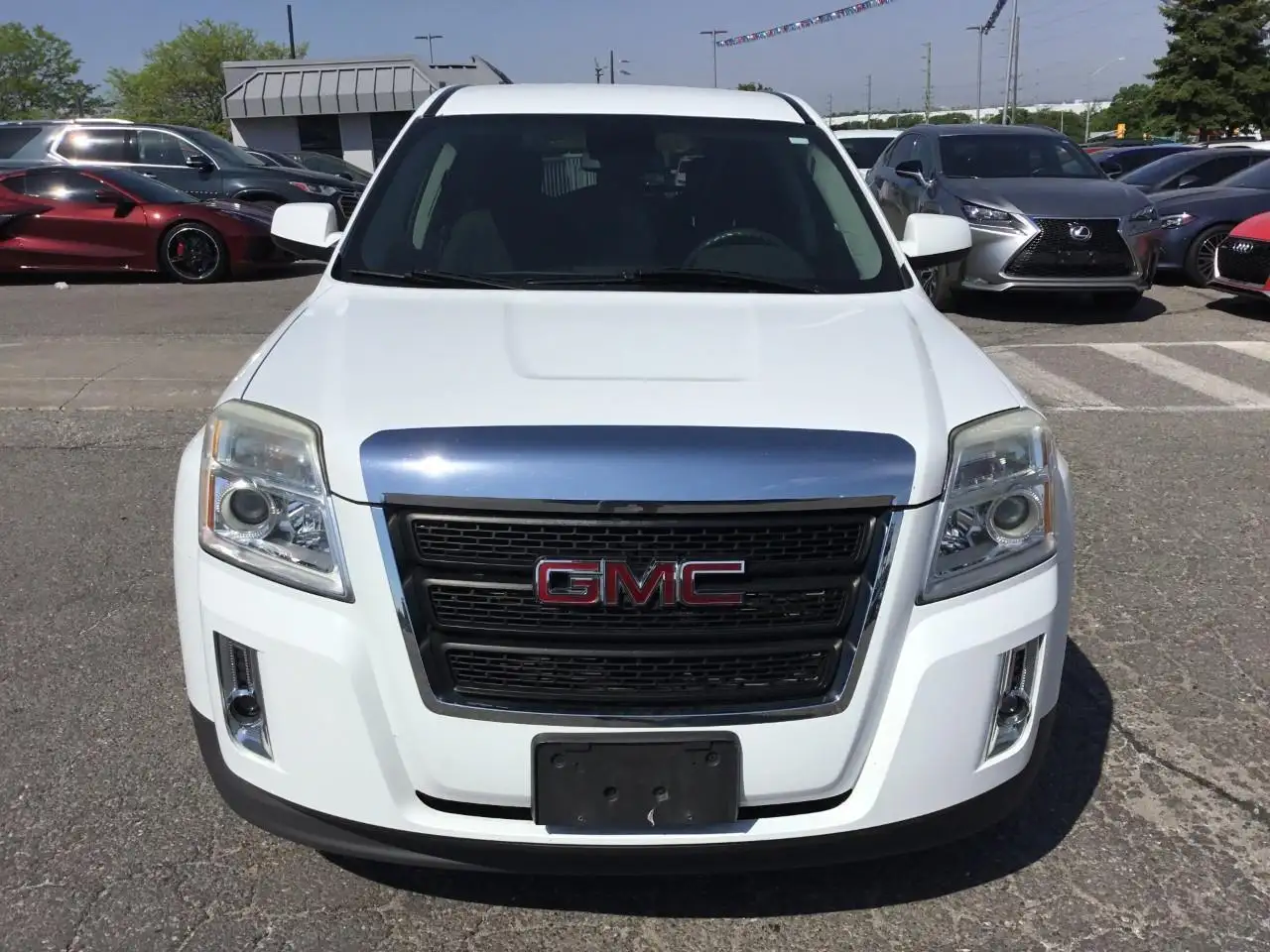 GMC Terrain photo GMC Terrain