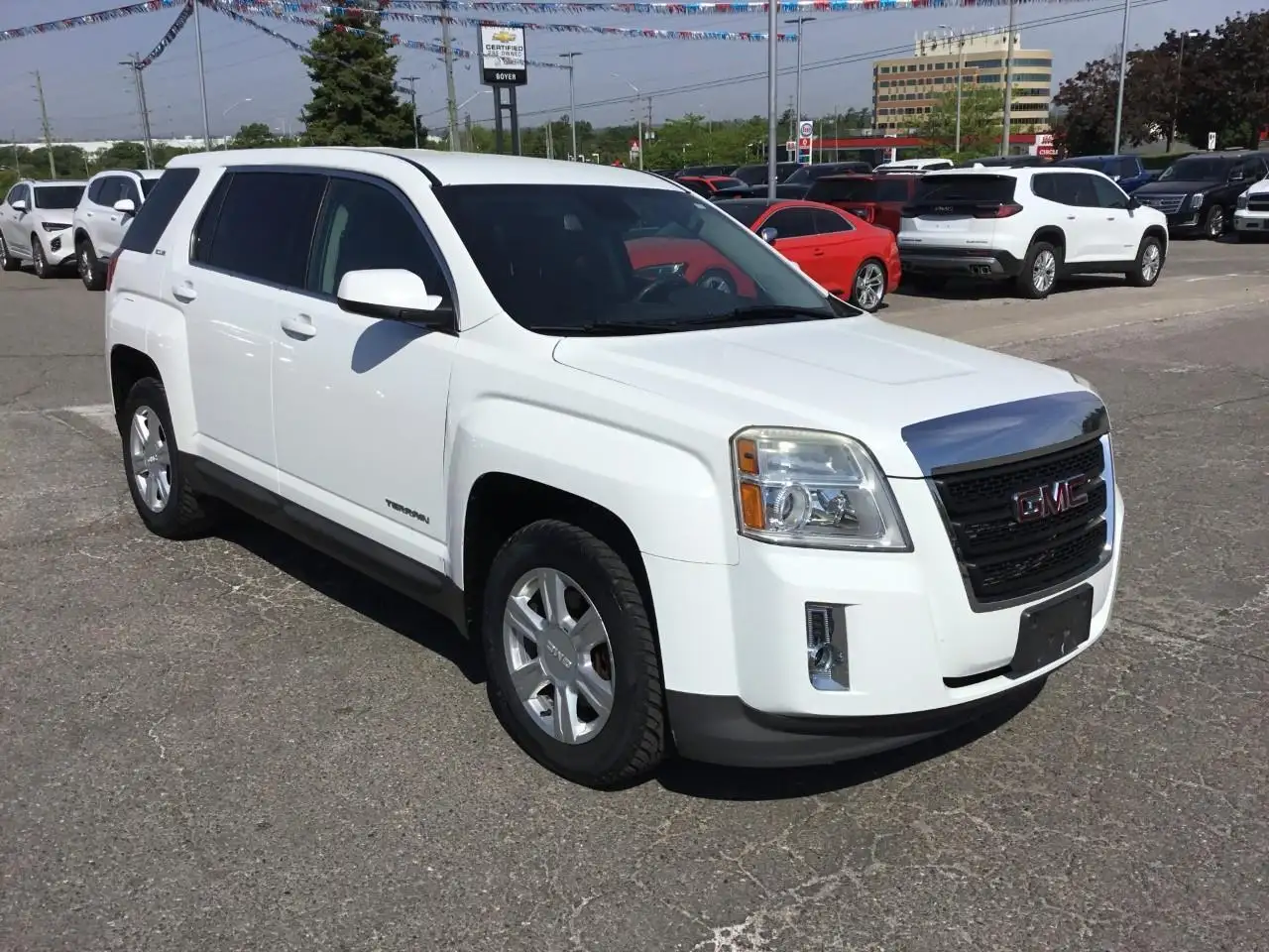GMC Terrain photo GMC Terrain