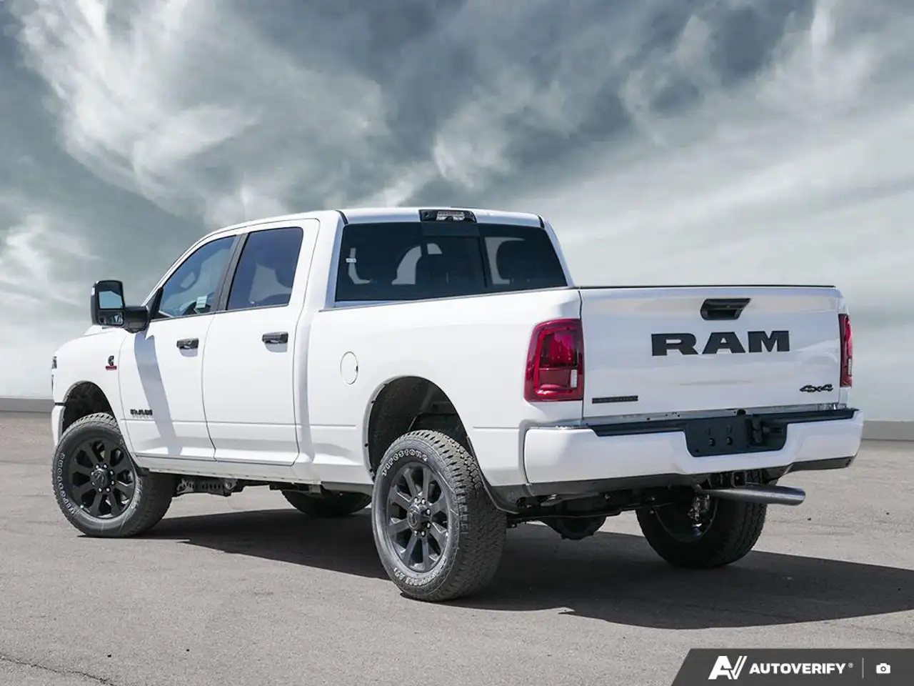 RAM 2500 снимка RAM 2500