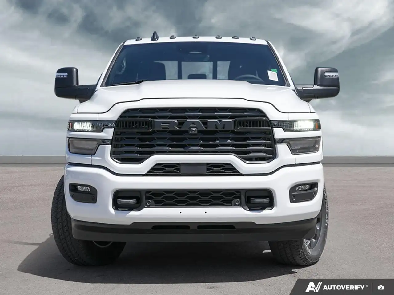 RAM 2500 снимка RAM 2500