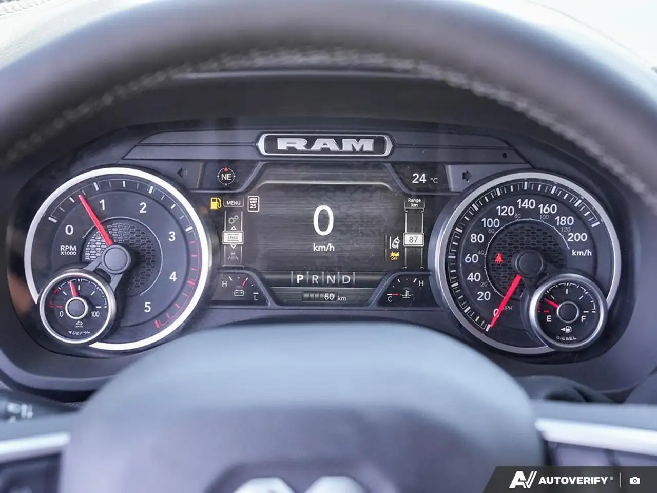 RAM 2500 снимка RAM 2500