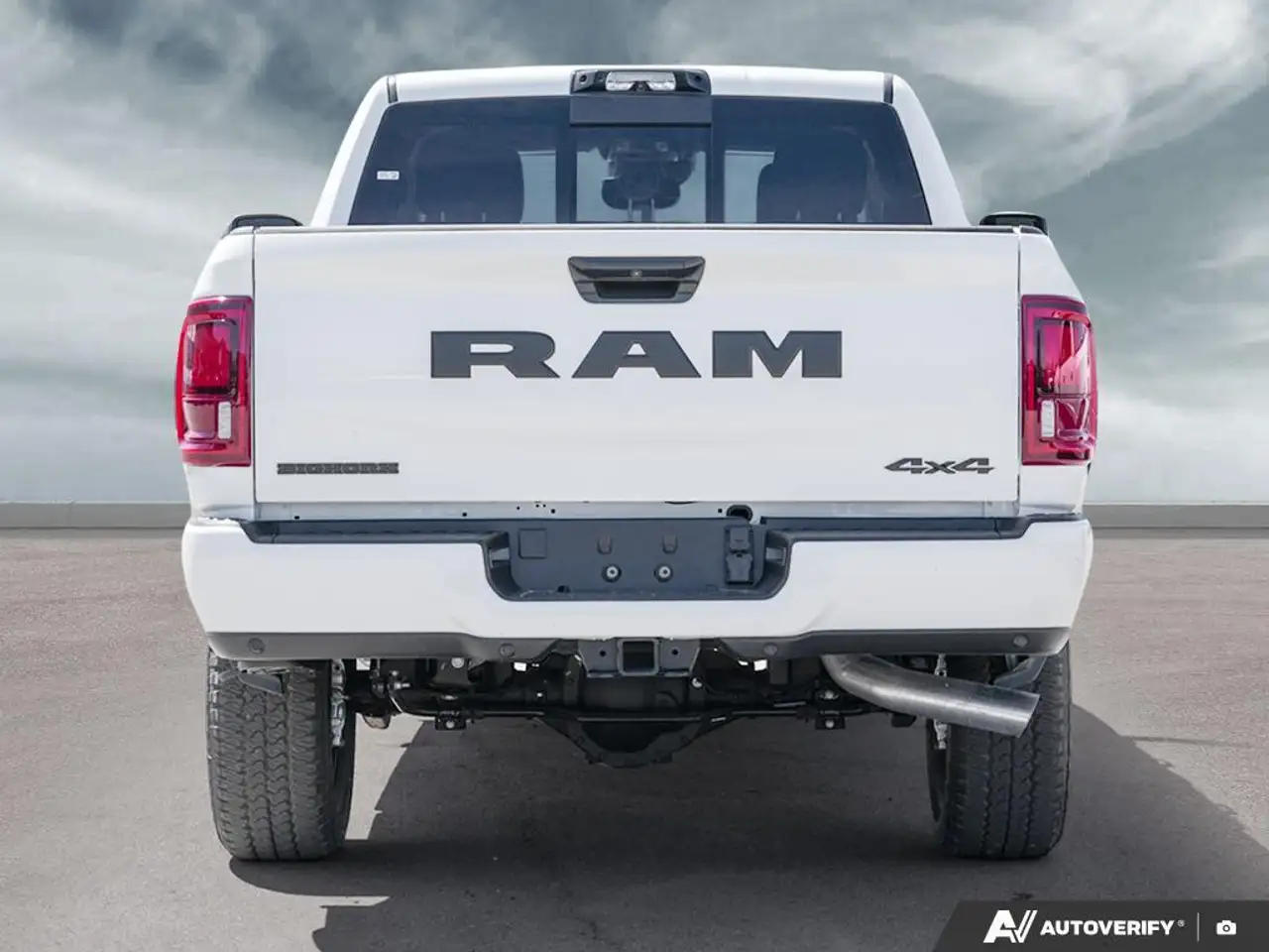 RAM 2500 снимка RAM 2500