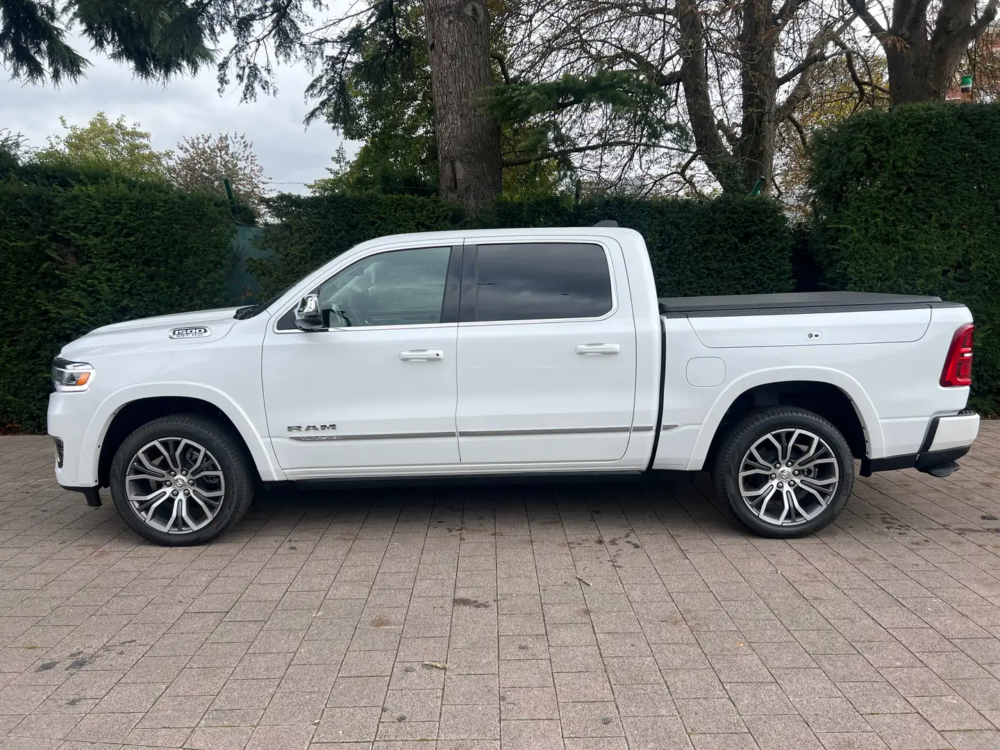 Dodge RAM Model 2025 Tungsten €89.900 ,-excl Weiß - 2
