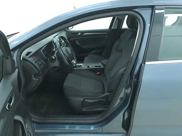 Renault Megane view 10