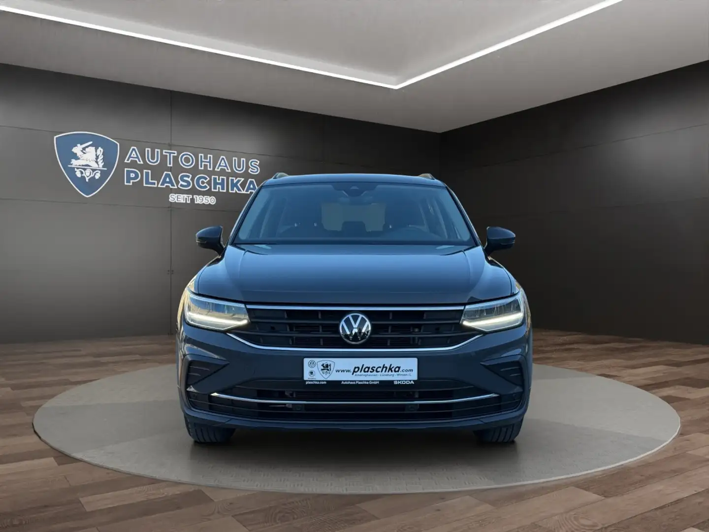 Volkswagen Tiguan 2.0 TDI DSG Life AHK+KAMERA+NAVI+LED+PDC Klima Grau - 2