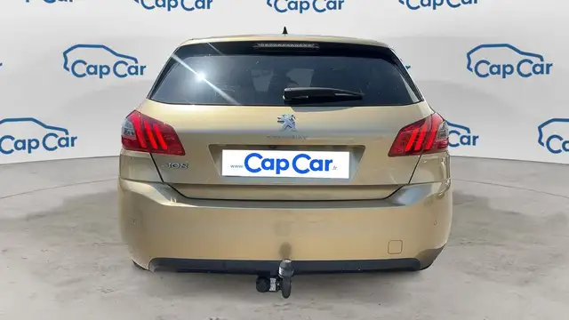 Peugeot 308 view 3