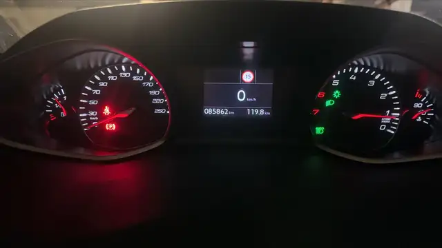 Peugeot 308 view 12