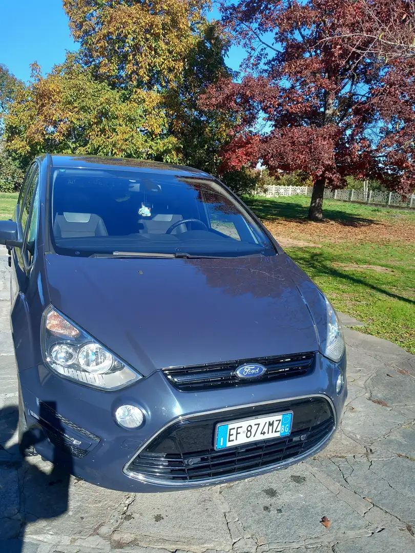 Ford S-Max S-Max I 2010 2.0 tdci Titanium c/radio 163cv Gris - 2