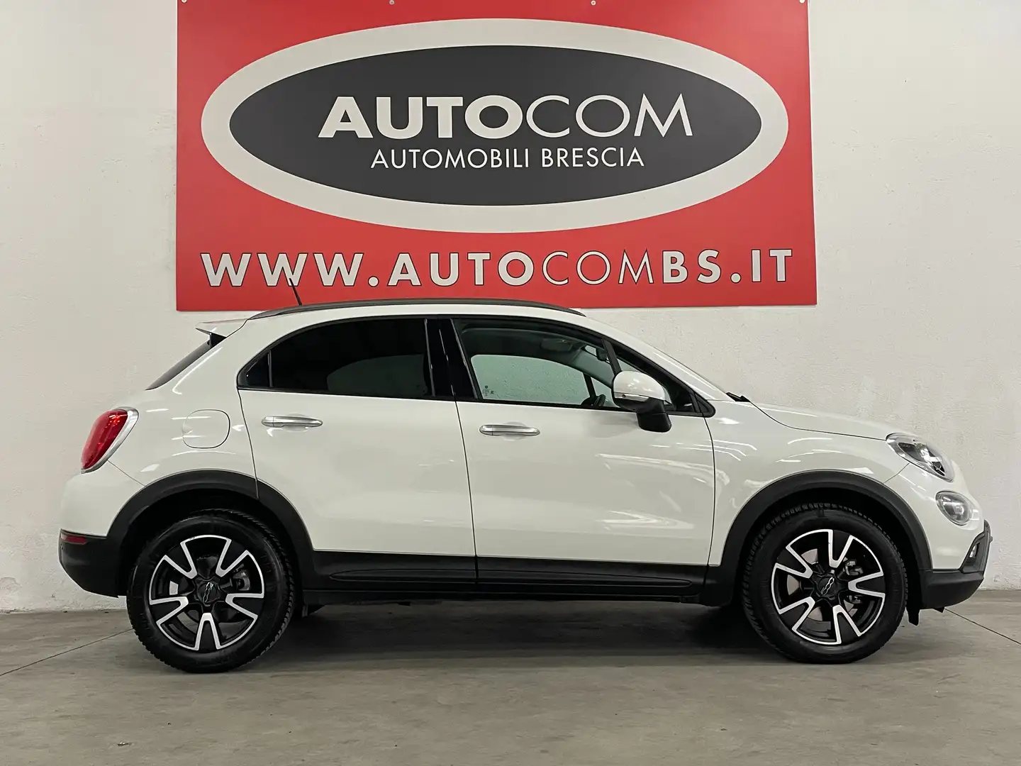 Fiat 500X 1.6 mjt LOUNGE 4x2 120cv dct Bianco - 2