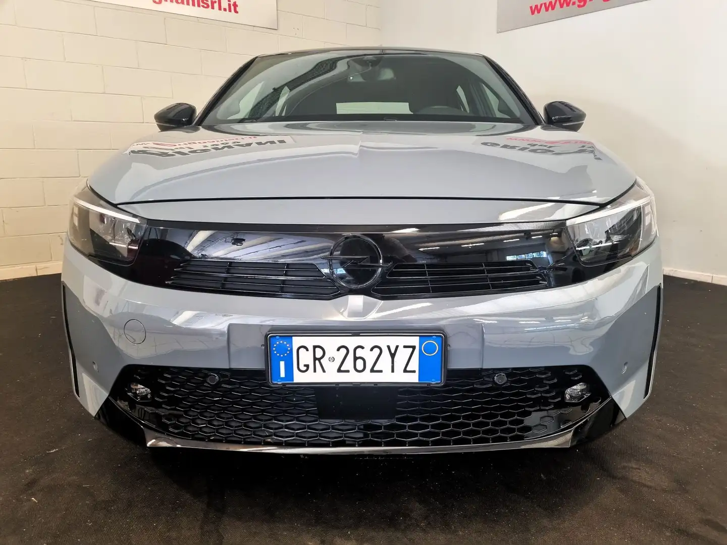 Opel Corsa 1.2 GS Argento - 2