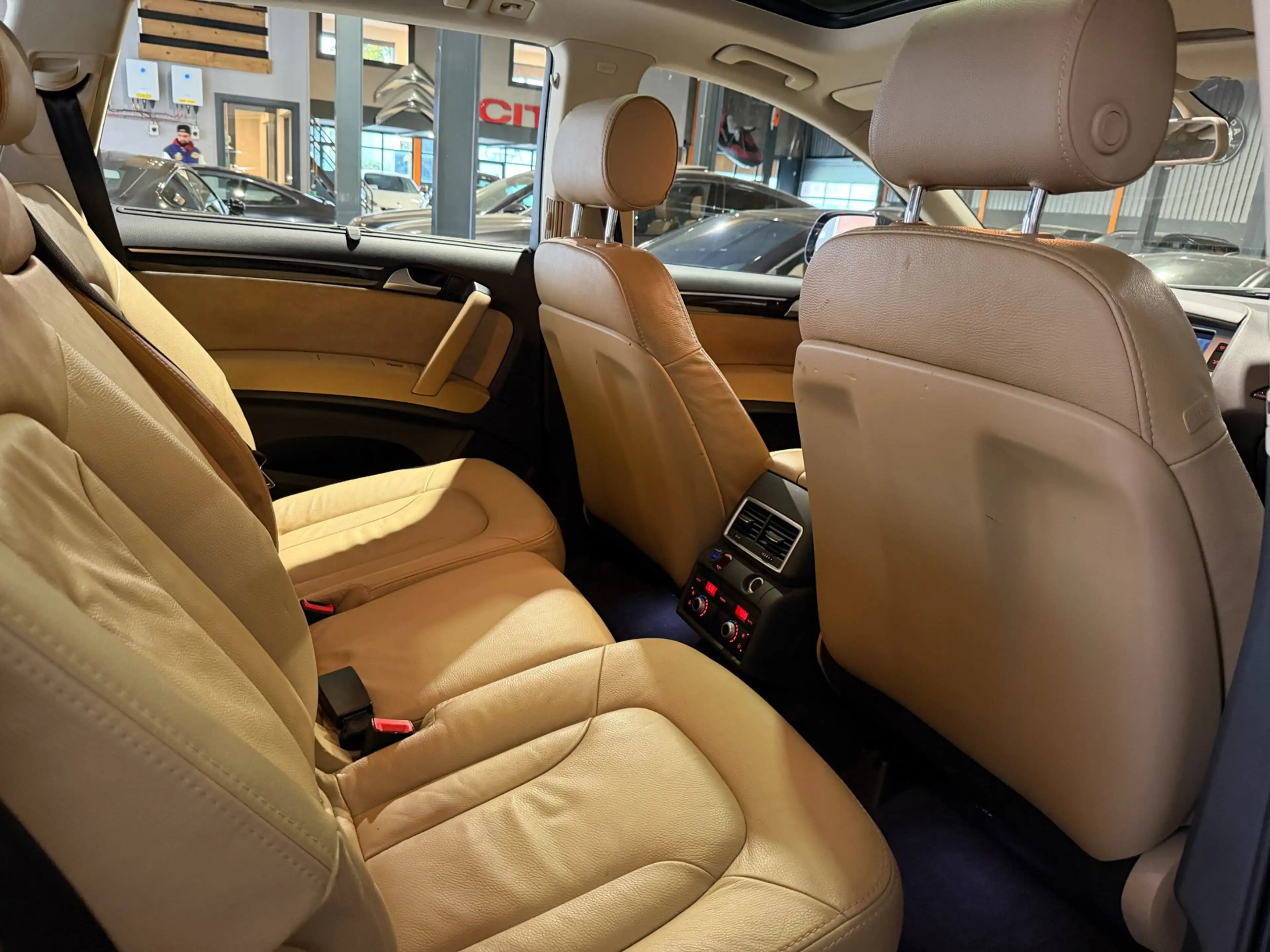 Audi Q7 3.0 TFSI quattro Pro Line 7 Persoons Leder Panoram — photo 9