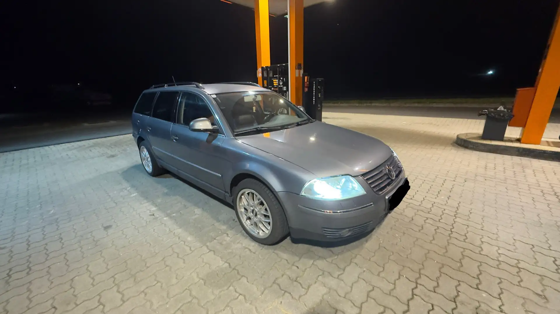 Volkswagen Passat Variant 1,9 Edition TDI 4motion - 1