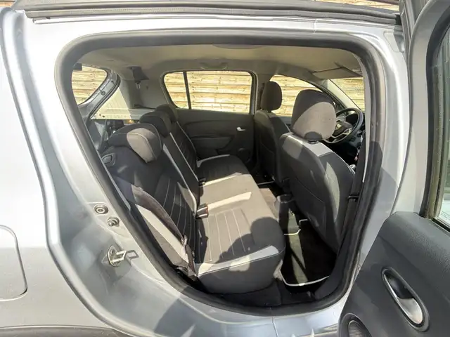 Dacia Sandero view 11
