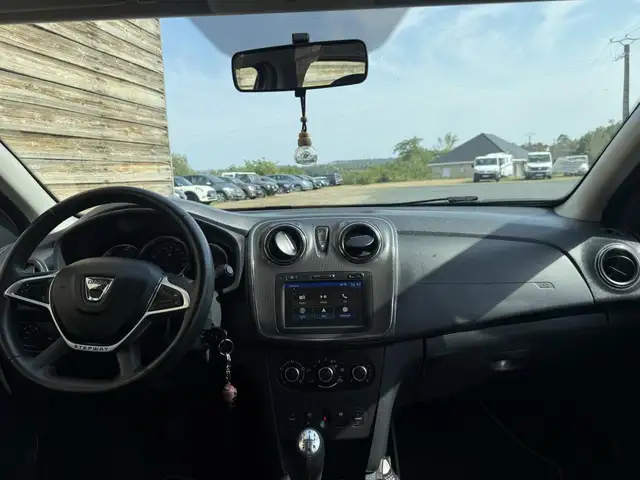 Dacia Sandero view 15