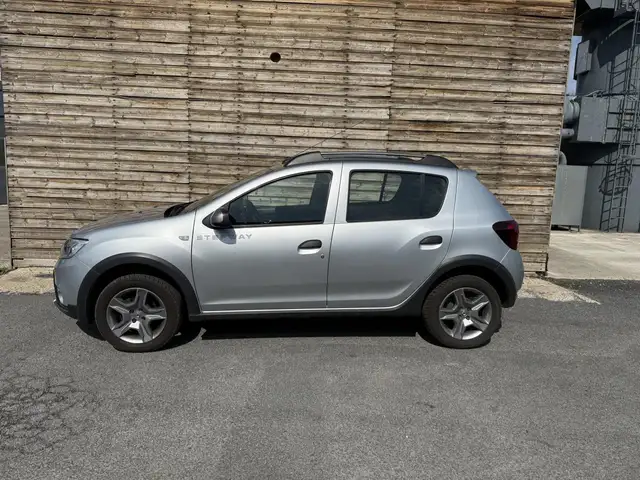 Dacia Sandero view 2