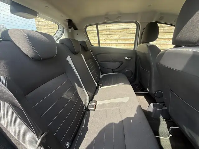 Dacia Sandero view 13
