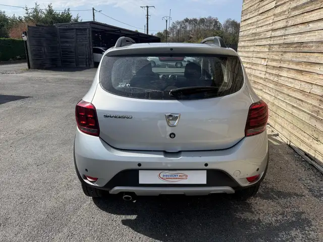 Dacia Sandero view 4