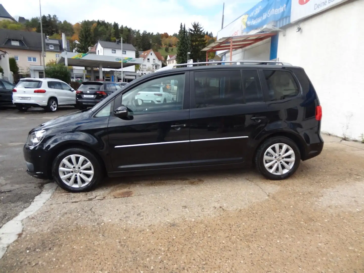Volkswagen Touran Highline/7-Sitz/Xenon/AHK/StH/Pano/ Noir - 2