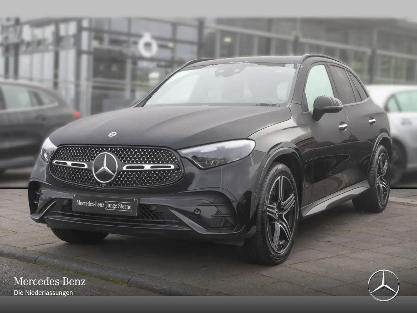 Mercedes-Benz GLC 300 d 4M AMG+NIGHT+PANO+360+AHK+BURMESTER+9G Schwarz - 2