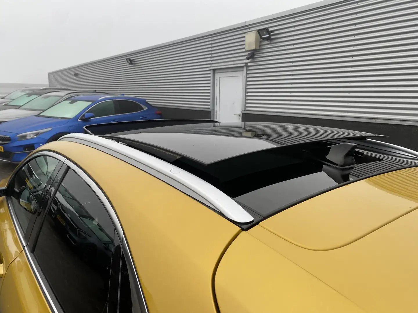 Kia XCeed 1.0 T-GDi DynamicPlusLine Nieuw geleverd en onderh Gelb - 2