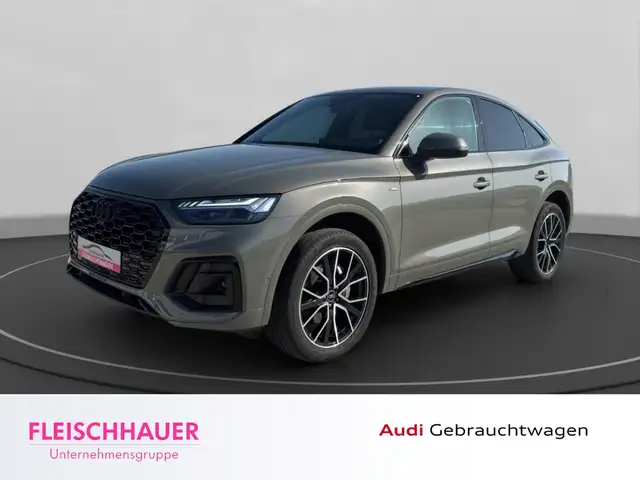 Audi Q5 main image